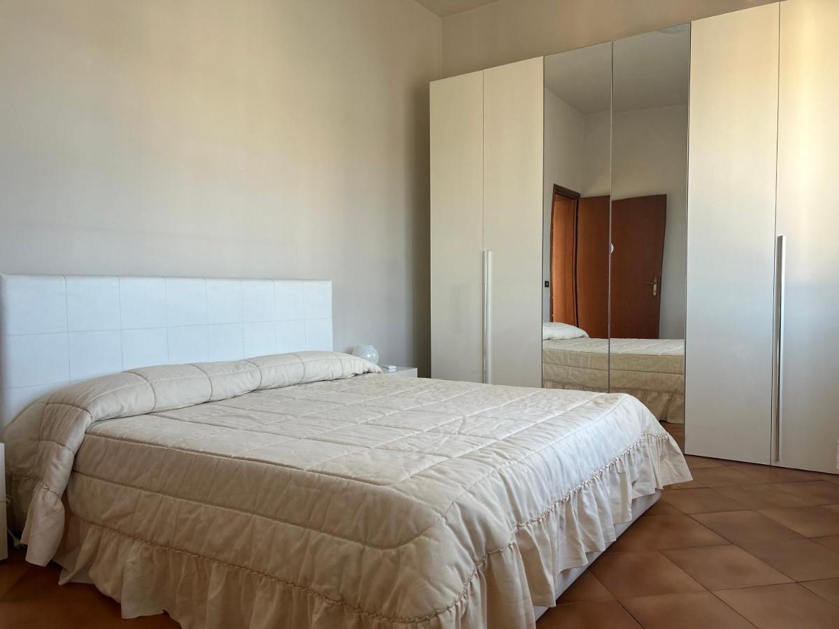 루카 Albi'S House,Terrazza ,Wi-Fi, Parcheggio, Ac 아파트 외부 사진