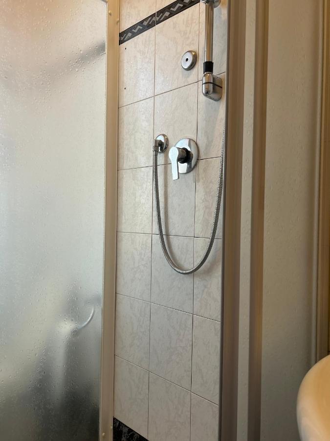 루카 Albi'S House,Terrazza ,Wi-Fi, Parcheggio, Ac 아파트 외부 사진